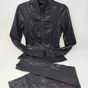Lululemon Define *Shine Rare Set